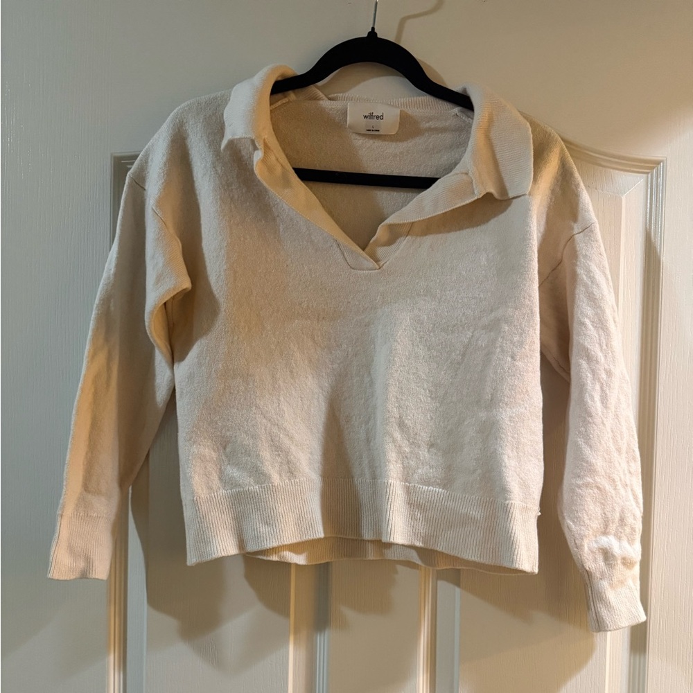 Aritzia Cream Wool V-Neck Sweater